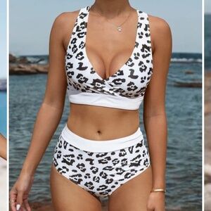 Beachsissi Women's Leopard Print Criss Cross Back Bikini Set Size Medium